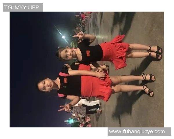 与杨伟深度对话探讨他的篮球生涯与成长历程