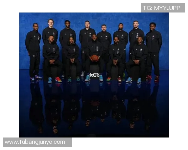 足球明星与NBA球星同框合照展现运动之美与友谊的精彩瞬间