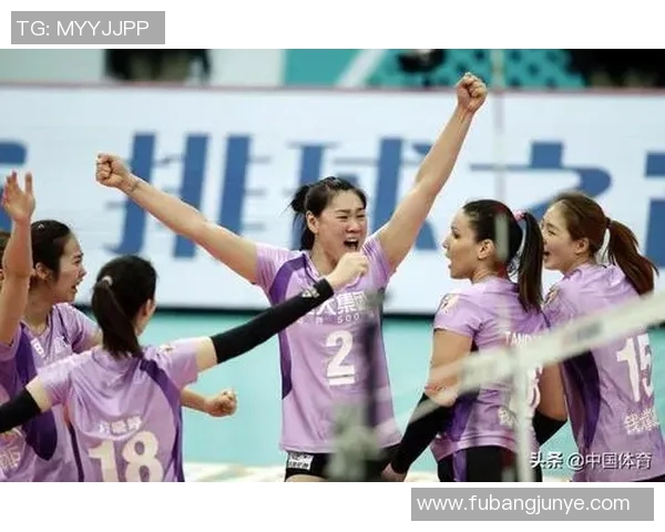 走近绿茵传奇透视足球明星背后的故事与梦想