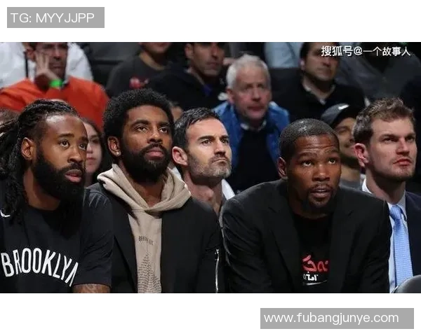 最强三巨头足球明星的传奇故事与辉煌成就解析